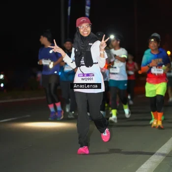 Runner Photo 7633880