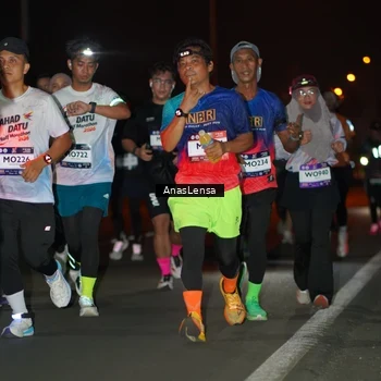 Runner Photo 7633886
