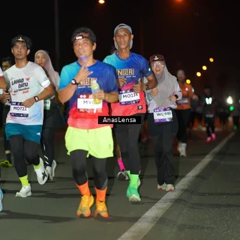 Runner Photo 7633892