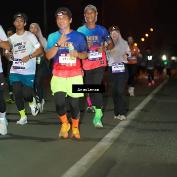 Runner Photo 7633895