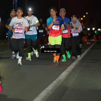 Runner Photo 7633899