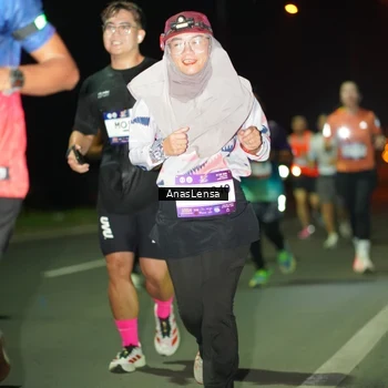 Runner Photo 7633911
