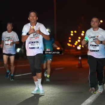 Runner Photo 7633940