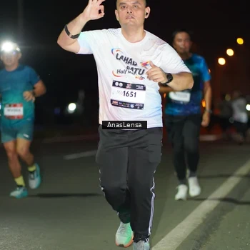 Runner Photo 7633960