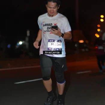 Runner Photo 7633966