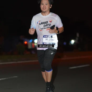 Runner Photo 7633972