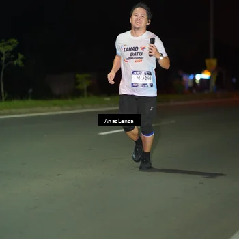 Runner Photo 7633985