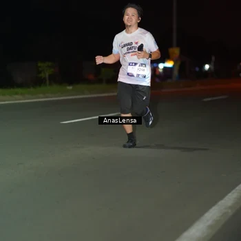 Runner Photo 7633986