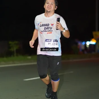 Runner Photo 7633994