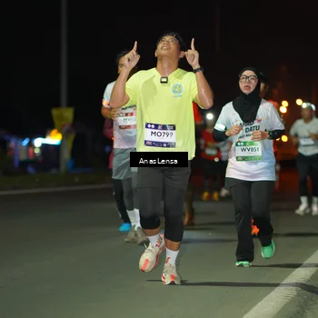 Runner Photo 7634004