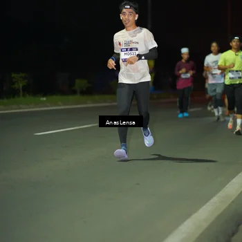 Runner Photo 7634006