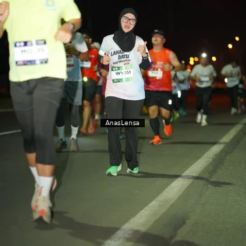 Runner Photo 7634016