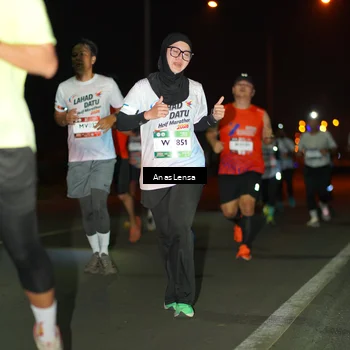Runner Photo 7634022