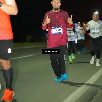 Runner Photo 7634033