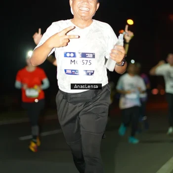 Runner Photo 7634046