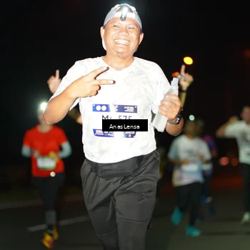 Runner Photo 7634047