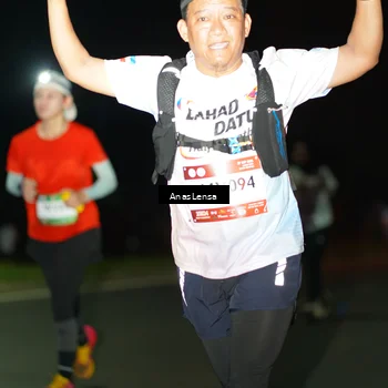 Runner Photo 7634055