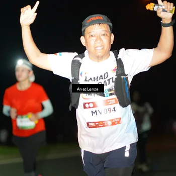 Runner Photo 7634060