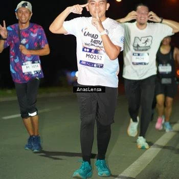 Runner Photo 7634066
