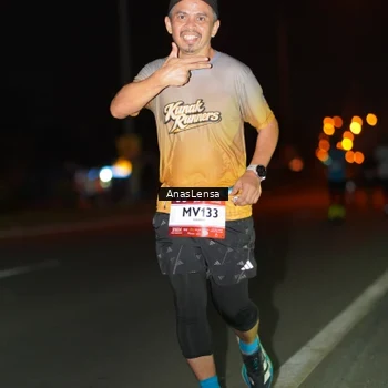 Runner Photo 7634083