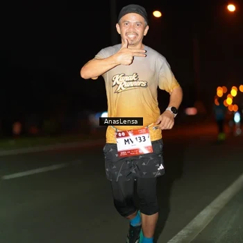 Runner Photo 7634084