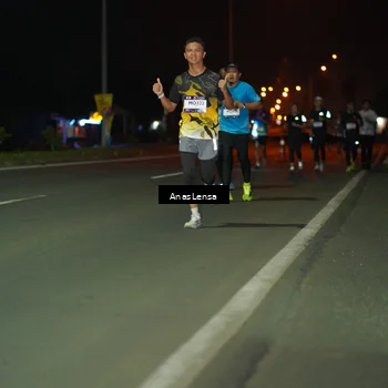 Runner Photo 7634085