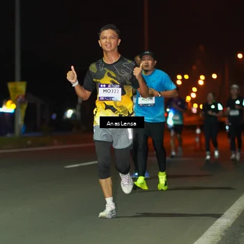 Runner Photo 7634091