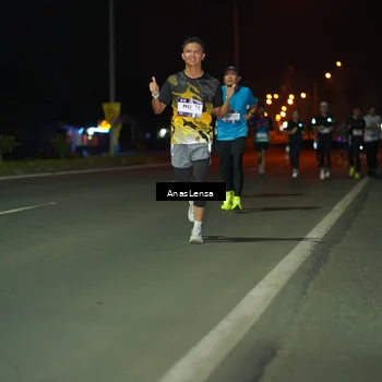 Runner Photo 7634094
