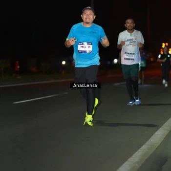 Runner Photo 7634099