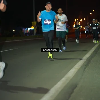 Runner Photo 7634104