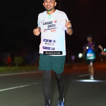 Runner Photo 7634114