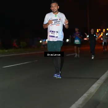 Runner Photo 7634117