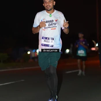 Runner Photo 7634121