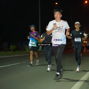 Runner Photo 7634135