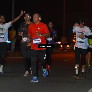 Runner Photo 7634174