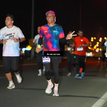Runner Photo 7634177