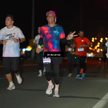 Runner Photo 7634178