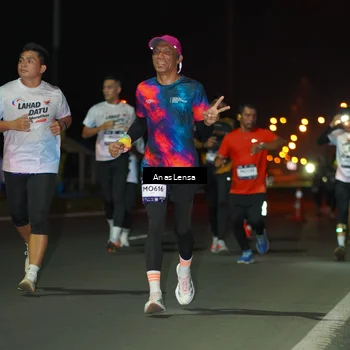 Runner Photo 7634182
