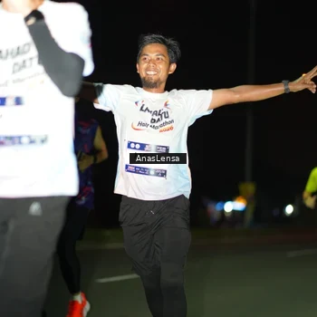 Runner Photo 7634195