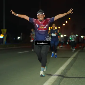 Runner Photo 7634207