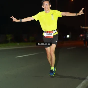 Runner Photo 7634212