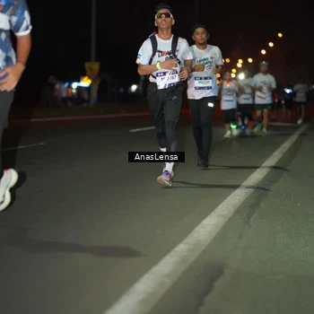 Runner Photo 7634233