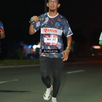 Runner Photo 7634235