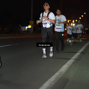 Runner Photo 7634242