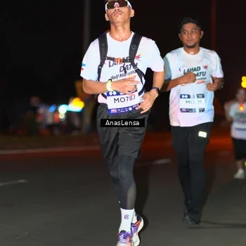 Runner Photo 7634249