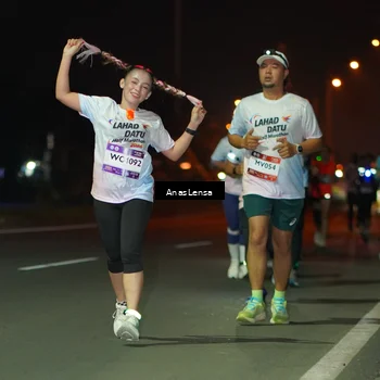 Runner Photo 7634257