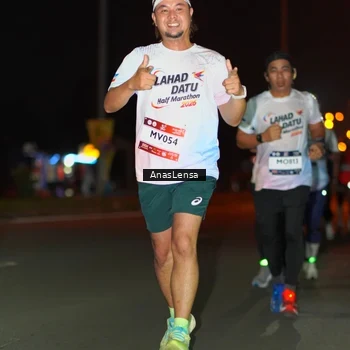 Runner Photo 7634282