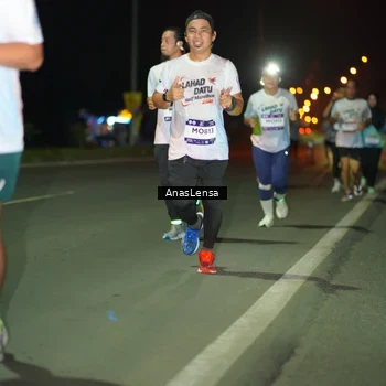 Runner Photo 7634285