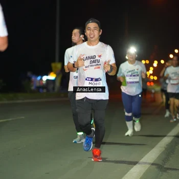 Runner Photo 7634287