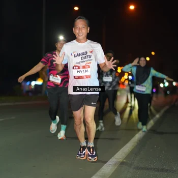 Runner Photo 7634300